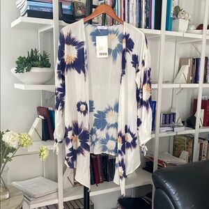NWT Flynn Skye Blue and Cream Floral Kimono sheer
